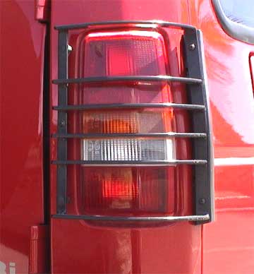 Factory Genuine OEM Rear Lamp Guards for Land Rover Discovery